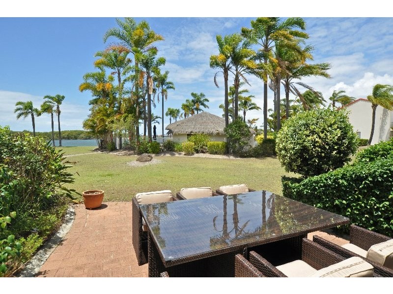 28/81 Boykambil Esplanade, Hope Island QLD 4212