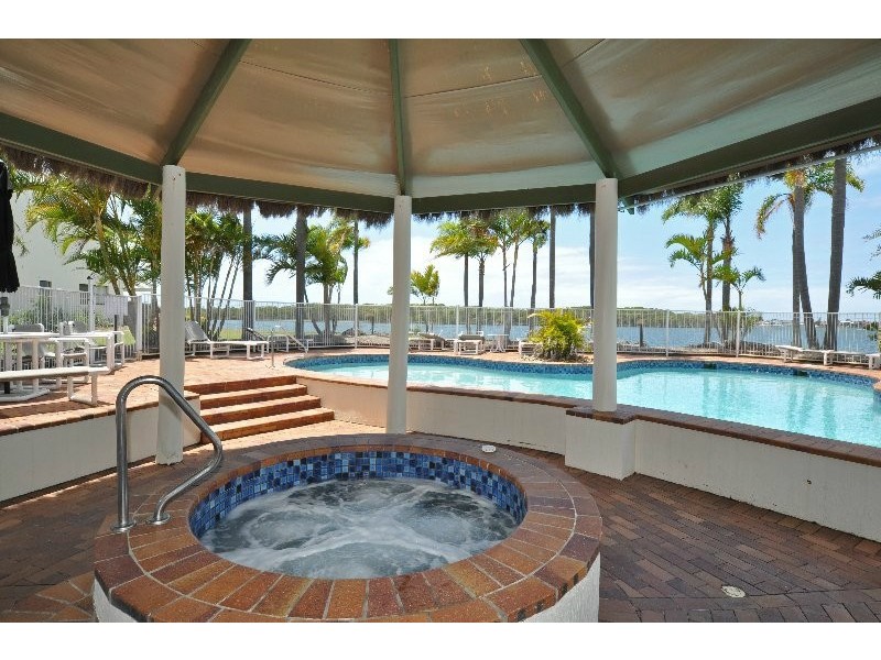 28/81 Boykambil Esplanade, Hope Island QLD 4212