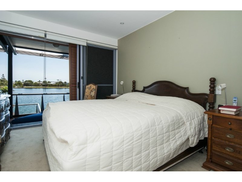 16/181 Lae Drive, Coombabah QLD 4216