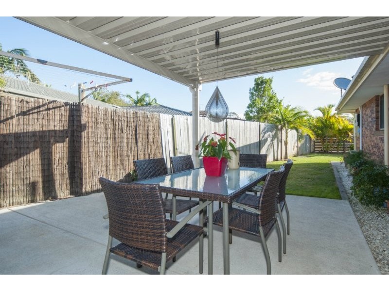 1/23 Coventry Court, Labrador QLD 4215