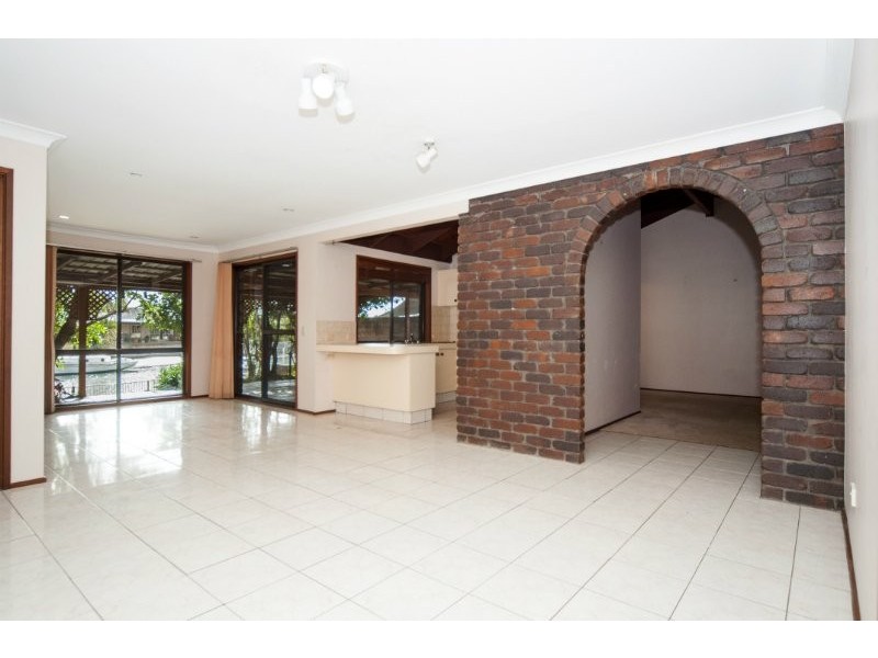 70 Oxley Drive, Paradise Point QLD 4216