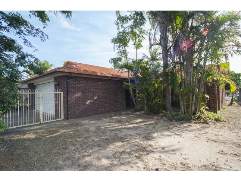 70 Oxley Drive, Paradise Point QLD 4216