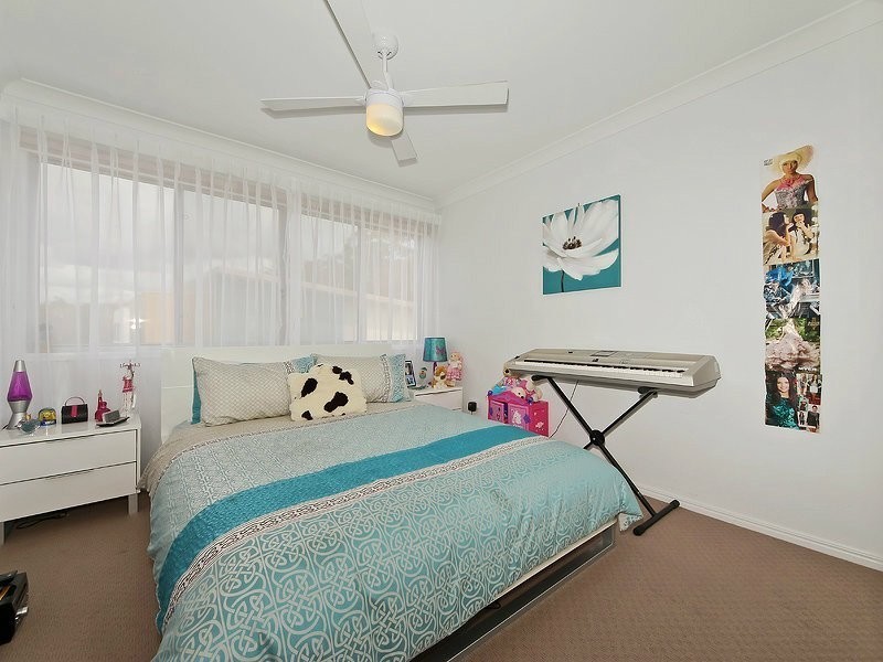 2/430 Pine Ridge Road, Coombabah QLD 4216