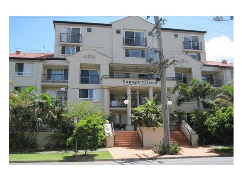 11/3 Sunset Boulevard, Surfers Paradise QLD 4217