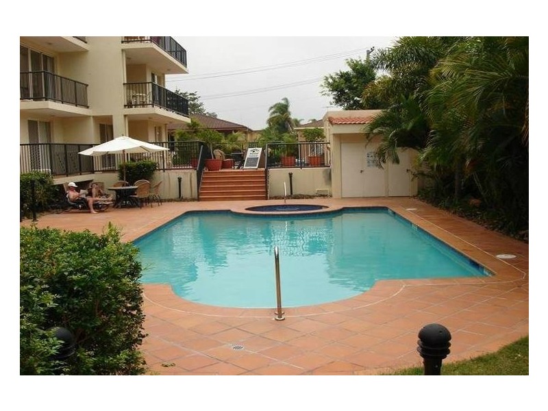 11/3 Sunset Boulevard, Surfers Paradise QLD 4217