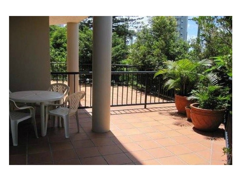 11/3 Sunset Boulevard, Surfers Paradise QLD 4217