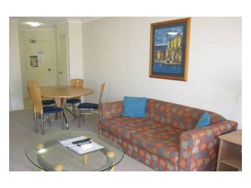11/3 Sunset Boulevard, Surfers Paradise QLD 4217