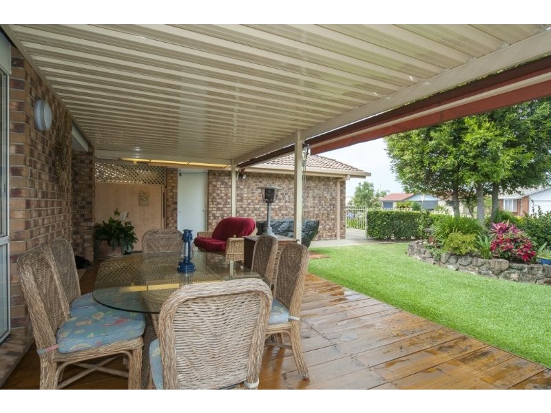 1/5 Clovelly Place, Labrador QLD 4215