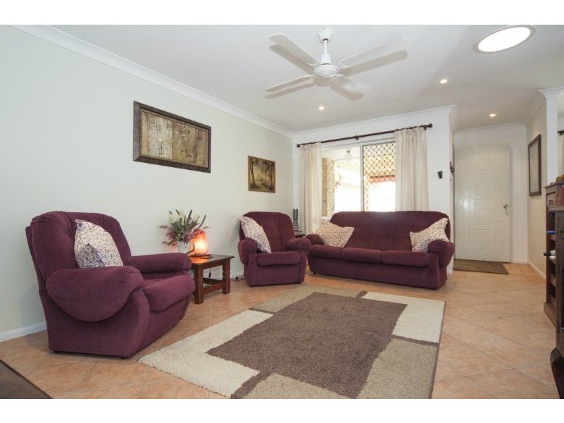 1/5 Clovelly Place, Labrador QLD 4215