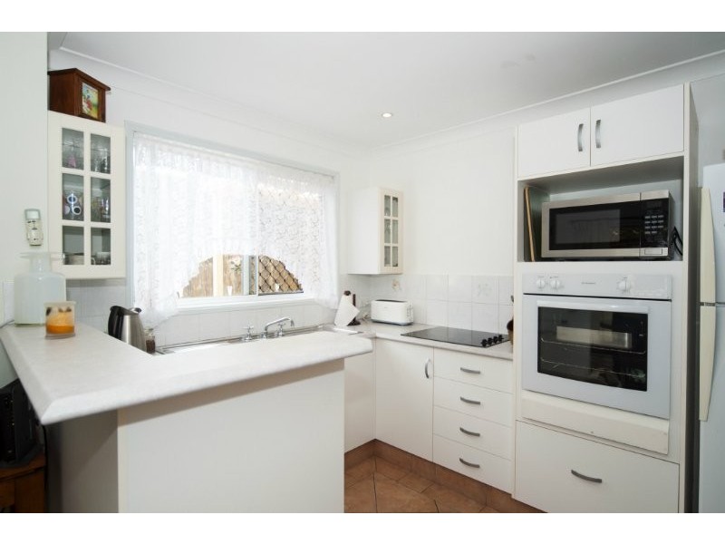 1/5 Clovelly Place, Labrador QLD 4215