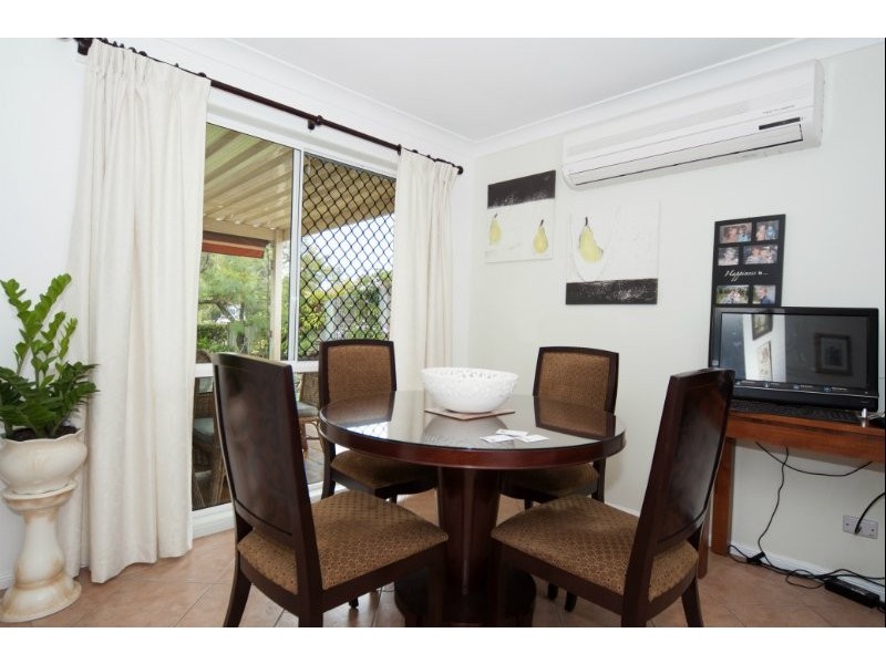 1/5 Clovelly Place, Labrador QLD 4215