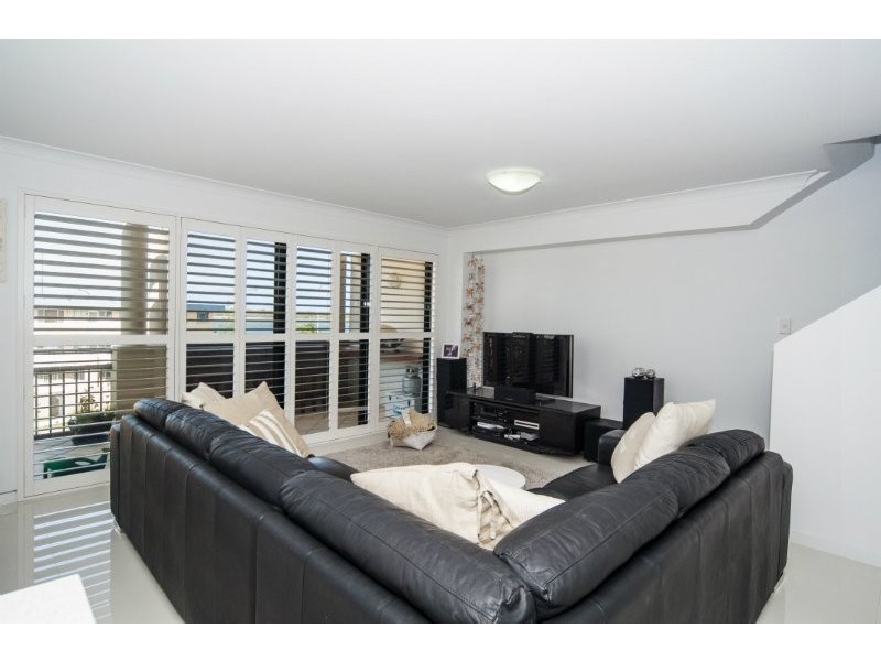 316/398 Marine Parade, Labrador QLD 4215