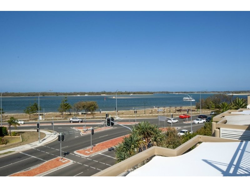316/398 Marine Parade, Labrador QLD 4215