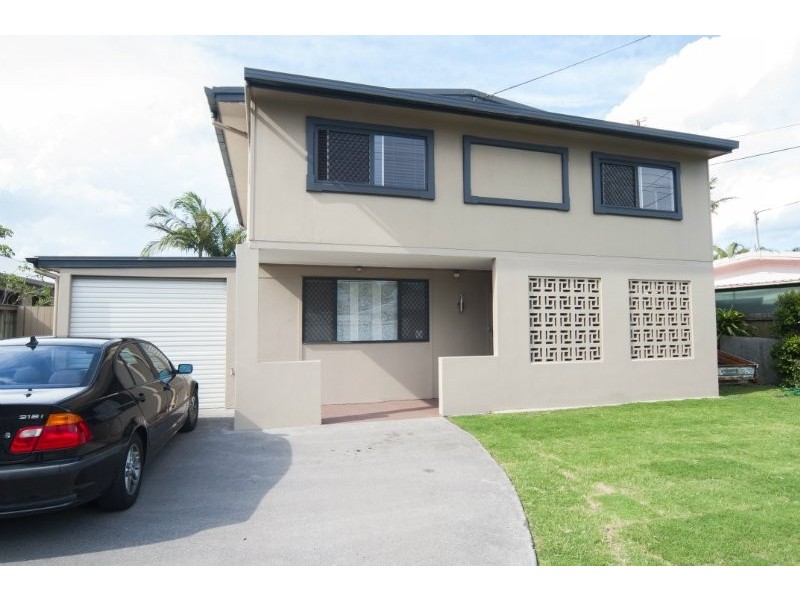 69 Poinsettia Avenue, Hollywell QLD 4216