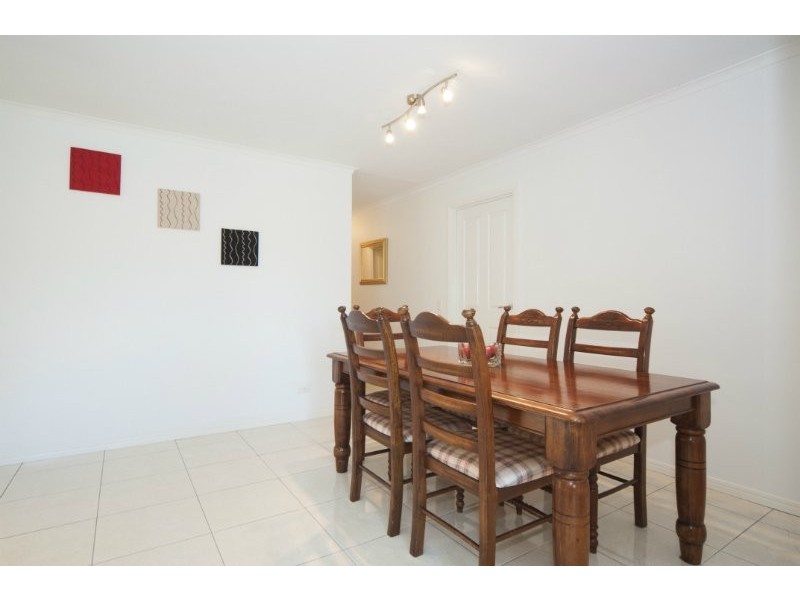 30 Burrinjuck Drive, Coombabah QLD 4216