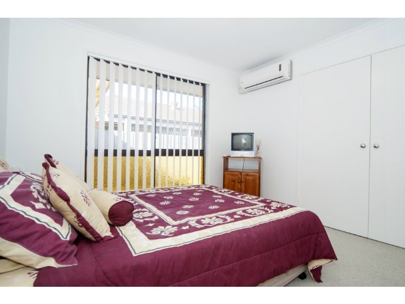 30 Burrinjuck Drive, Coombabah QLD 4216