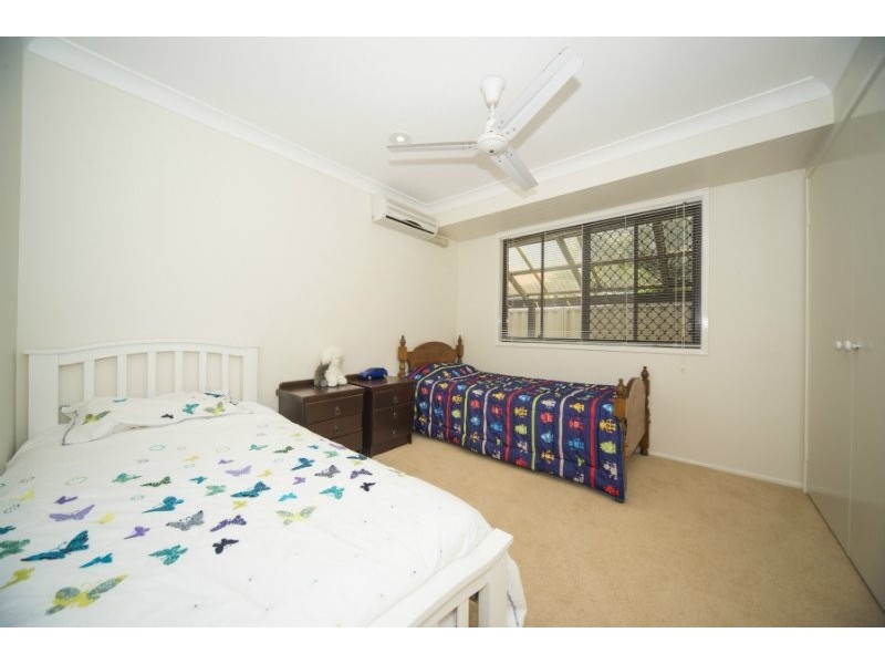 9 Waranga Way, Coombabah QLD 4216