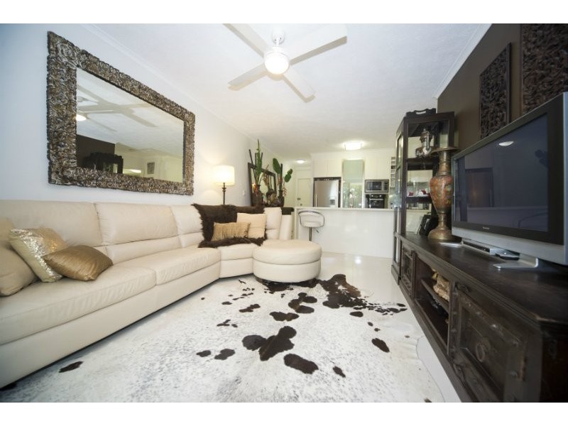 8-10/12 Bath Street, Labrador QLD 4215