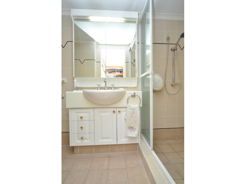 22/8 Paradise Parade, Paradise Point QLD 4216