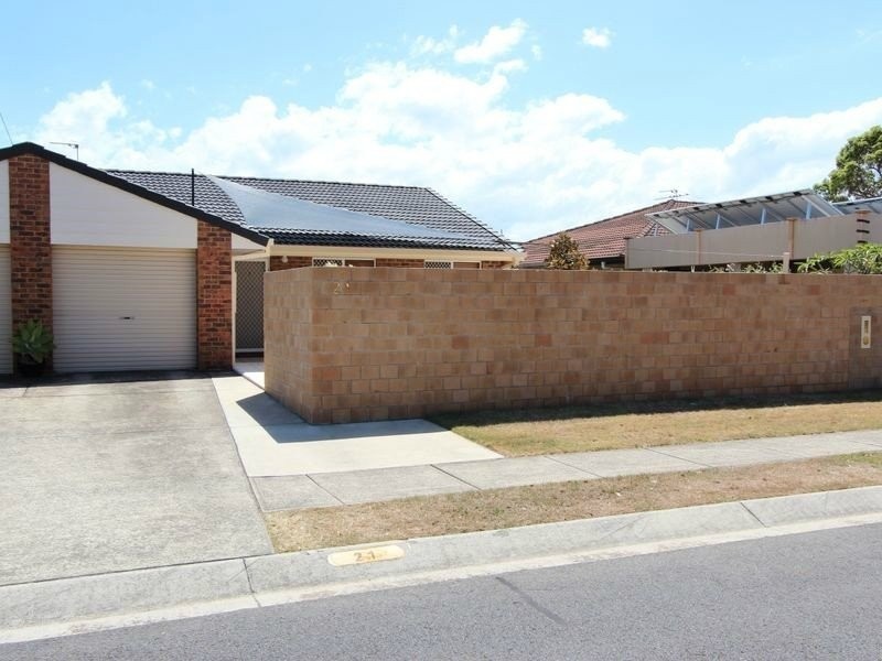 1/21 Kangaroo Avenue, Coombabah QLD 4216