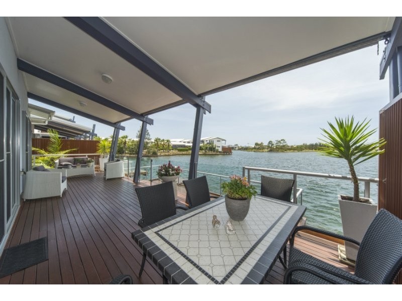 62/181 Lae Drive, Coombabah QLD 4216