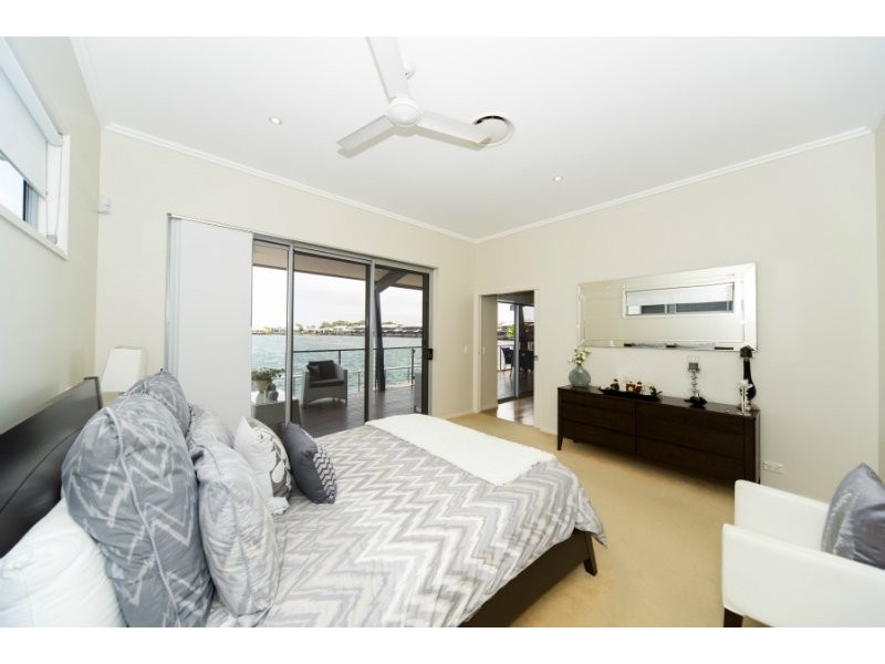 62/181 Lae Drive, Coombabah QLD 4216