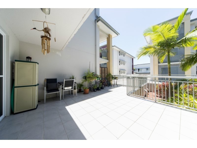 605/33 Clark Street, Biggera Waters QLD 4216