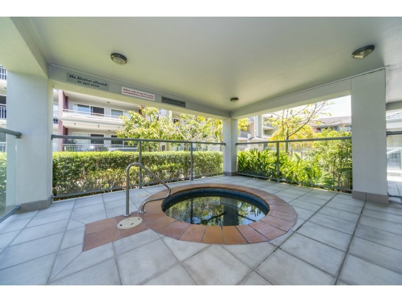 605/33 Clark Street, Biggera Waters QLD 4216