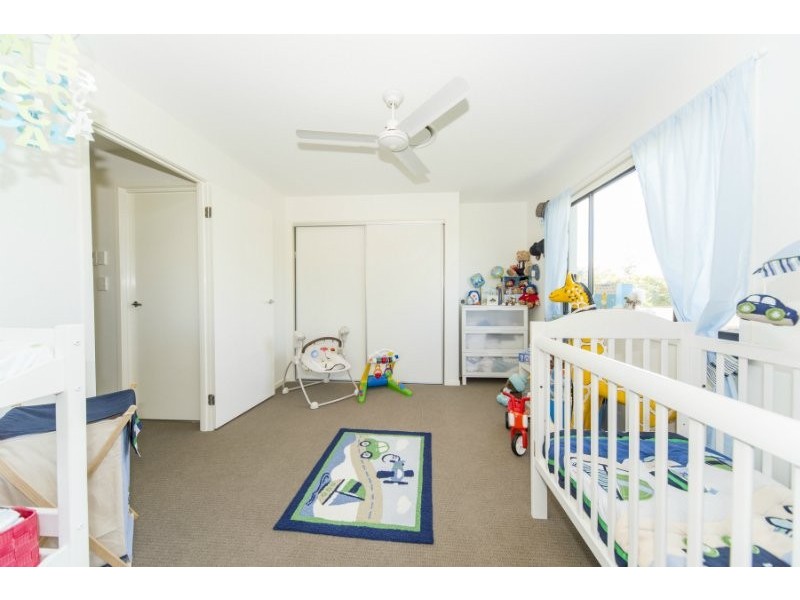 1/7 Penrock Parade, Labrador QLD 4215