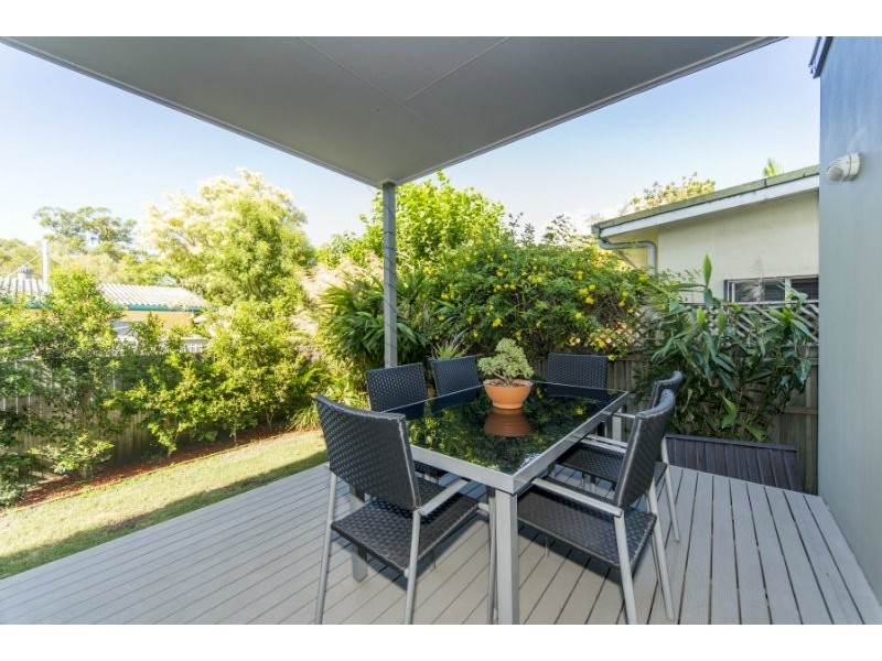 1/7 Penrock Parade, Labrador QLD 4215