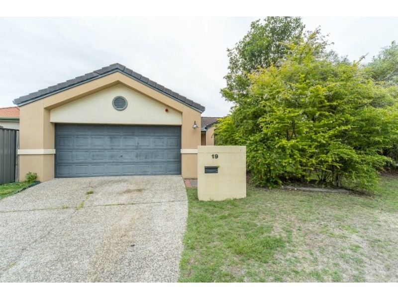 19 Zac Avenue, Coombabah QLD 4216