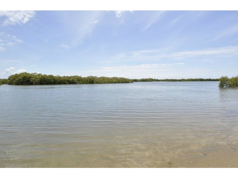 19 Zac Avenue, Coombabah QLD 4216