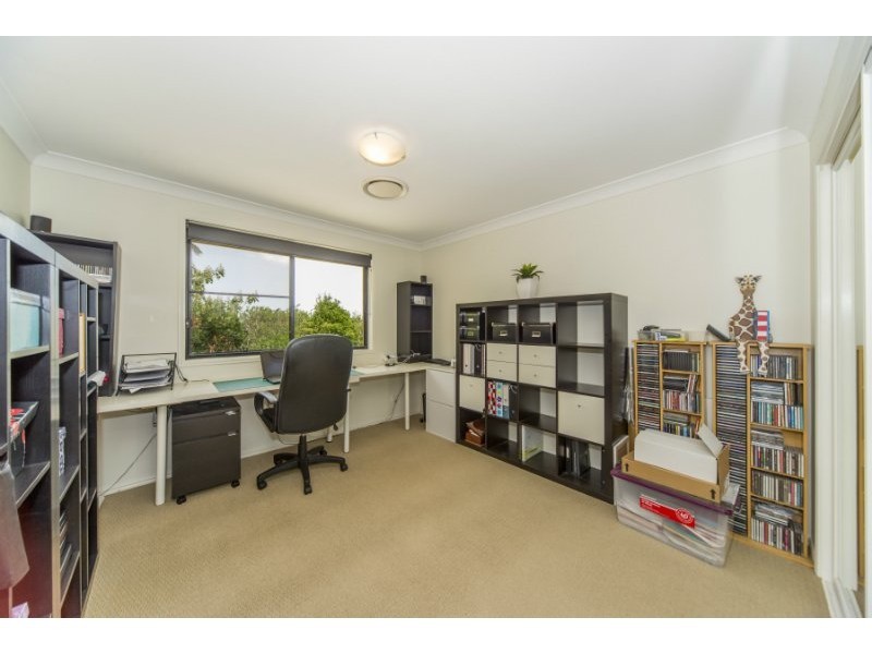 28 Oyster Cove Promenade, Helensvale QLD 4212