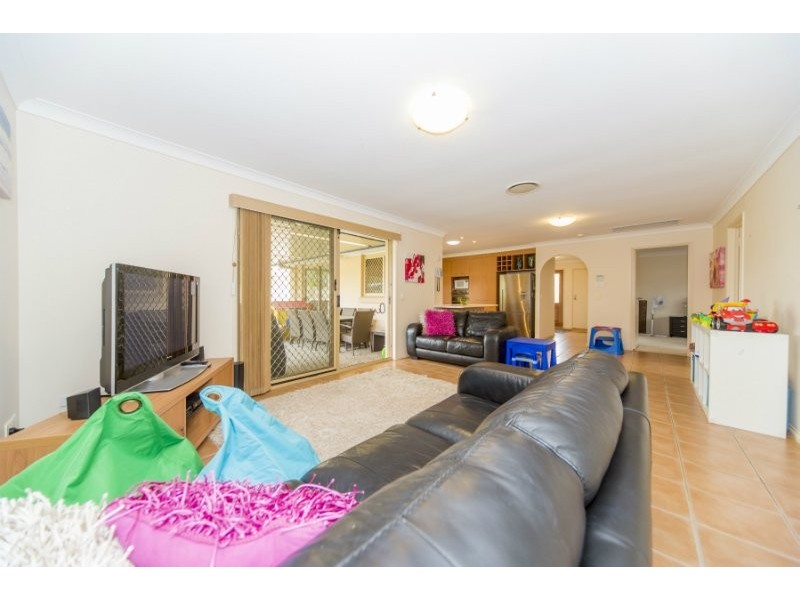 12 Salvia Street, Hollywell QLD 4216