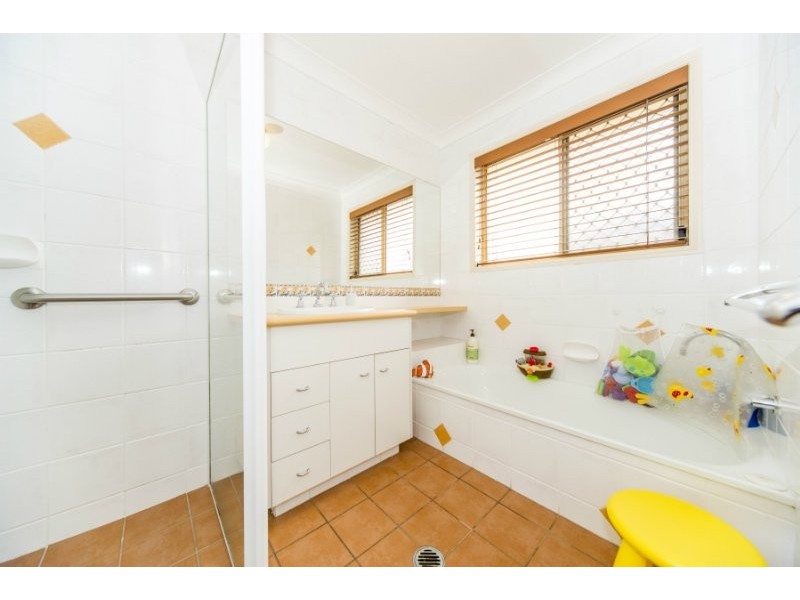 12 Salvia Street, Hollywell QLD 4216