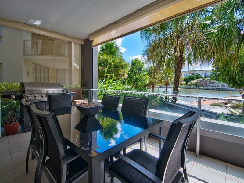 211/3 Pendraat Parade, Hope Island QLD 4212