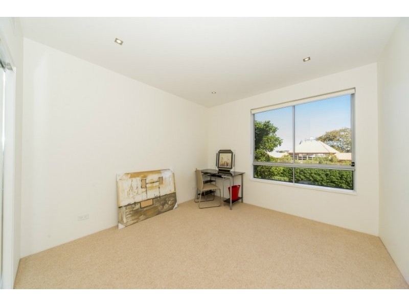 225/3 Pendraat Parade, Hope Island QLD 4212