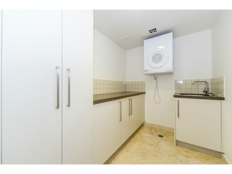 225/3 Pendraat Parade, Hope Island QLD 4212
