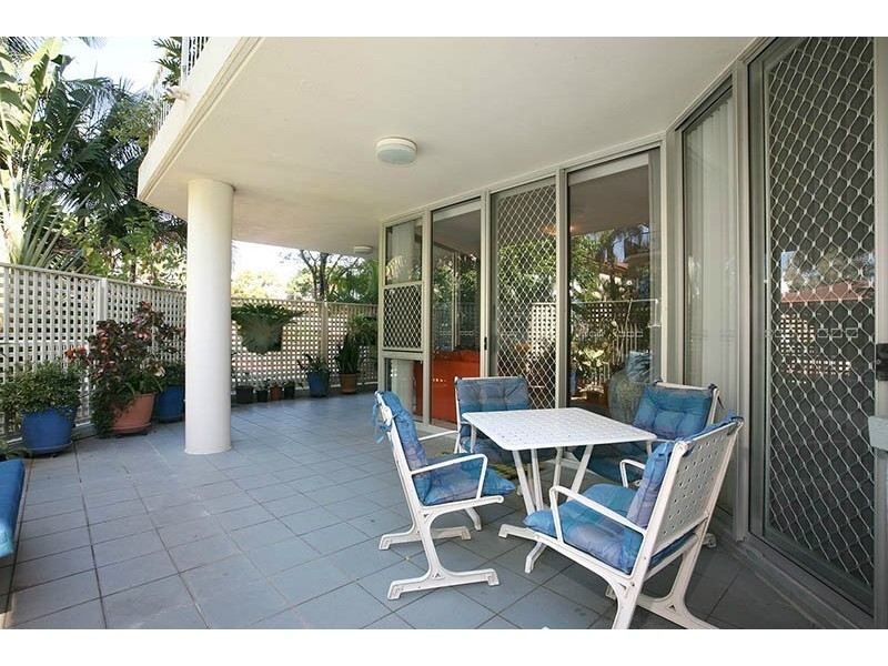 4/15 Brighton Street, Biggera Waters QLD 4216