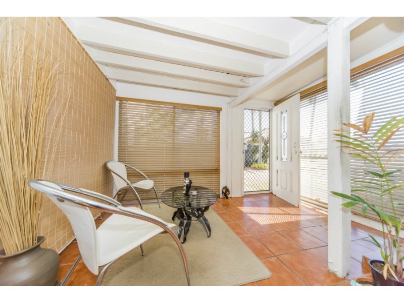44 Lindsay Parade, Paradise Point QLD 4216