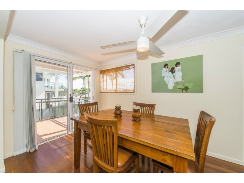 44 Lindsay Parade, Paradise Point QLD 4216