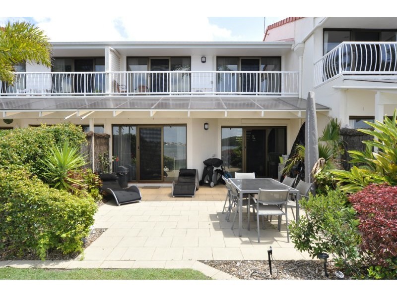 22/81 Boykambil Esplanade, Hope Island QLD 4212