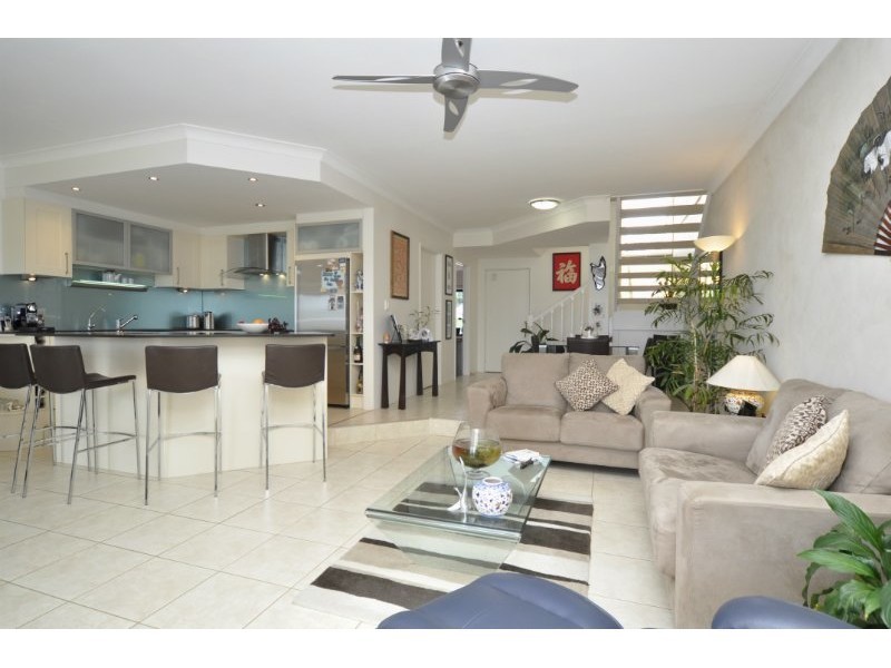 22/81 Boykambil Esplanade, Hope Island QLD 4212