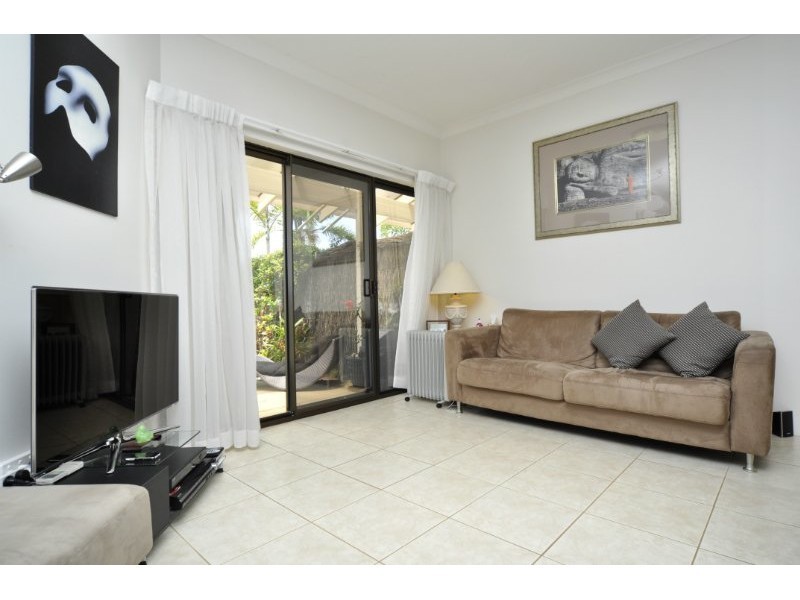 22/81 Boykambil Esplanade, Hope Island QLD 4212