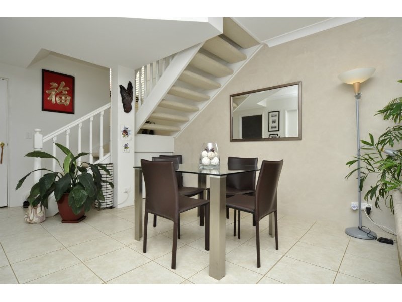 22/81 Boykambil Esplanade, Hope Island QLD 4212