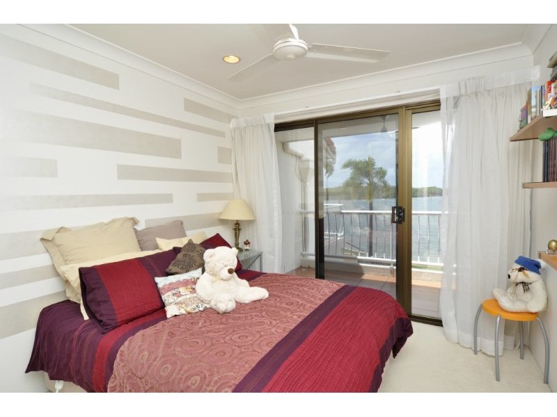 22/81 Boykambil Esplanade, Hope Island QLD 4212