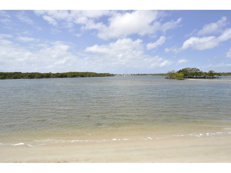 22/81 Boykambil Esplanade, Hope Island QLD 4212