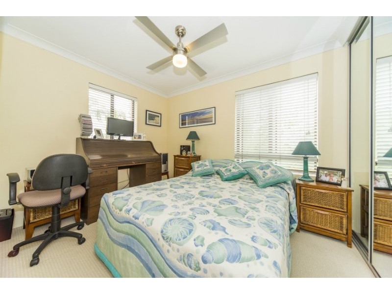 10/9 Bayview Street, Runaway Bay QLD 4216