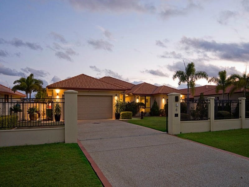 6 Saltair Grove, Helensvale QLD 4212