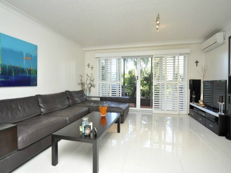 9/22 Jennifer Avenue, Runaway Bay QLD 4216